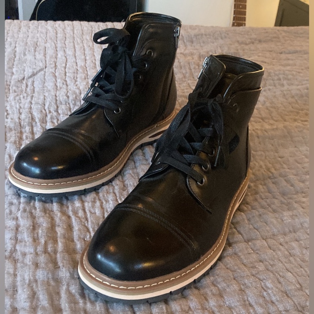 Brand New Alfani Men’s 11 Boots